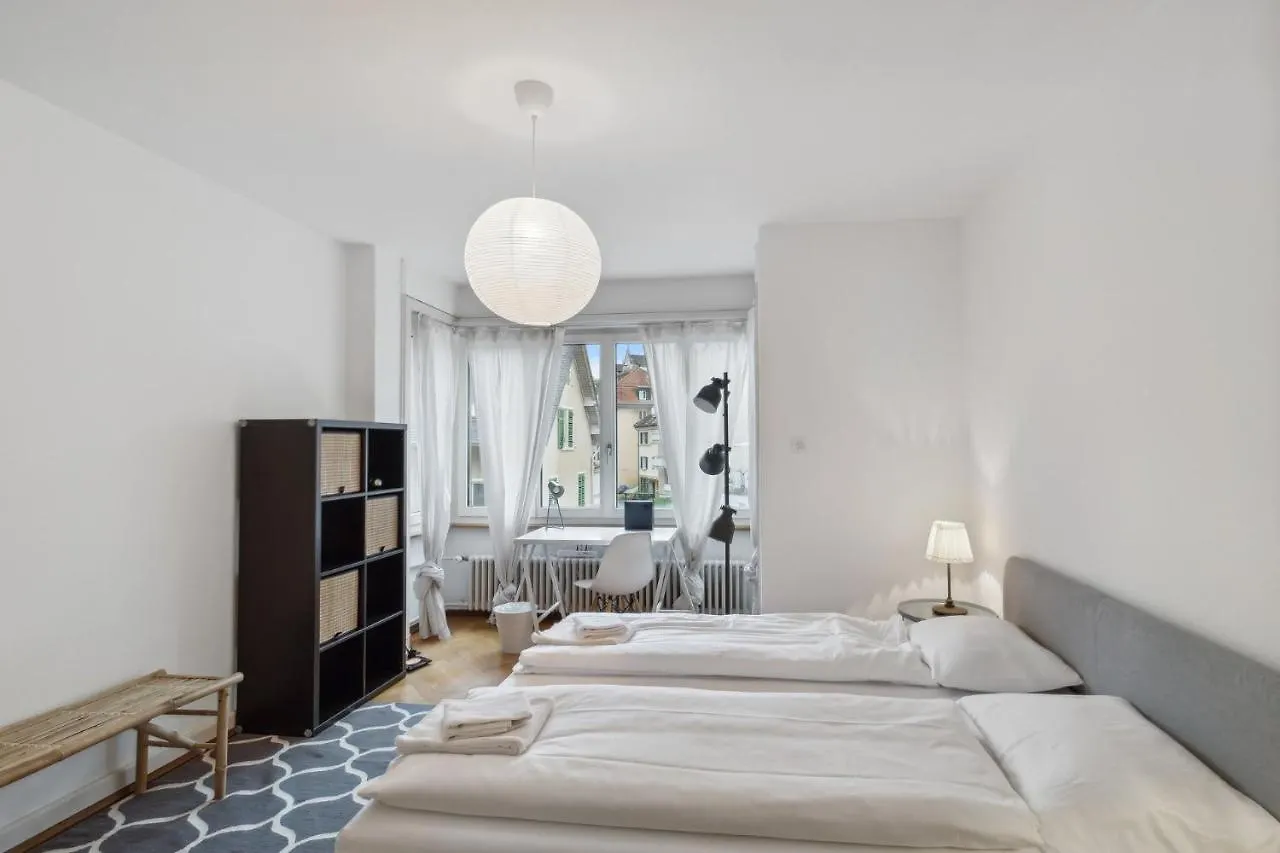 Central Apartment For City Explorers 224 Zurich Switzerland